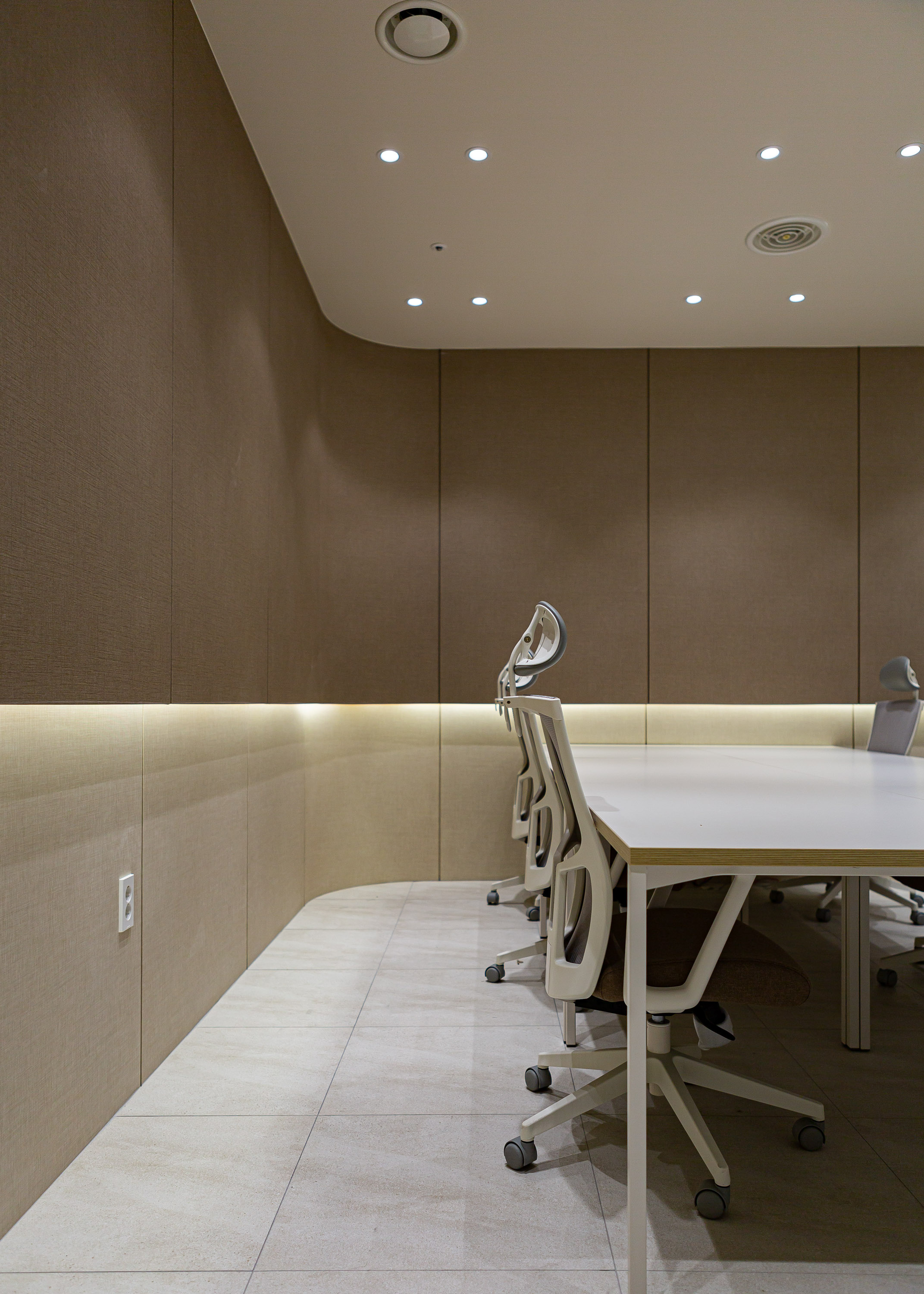 오피스봄 회의실